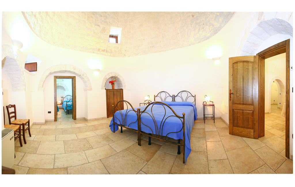 Trulli Convertini Locorotondo Oda fotoğraf